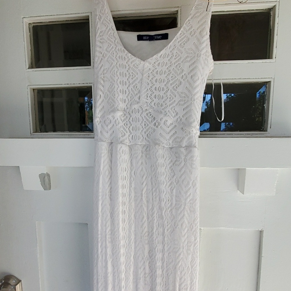 White lace full length dress